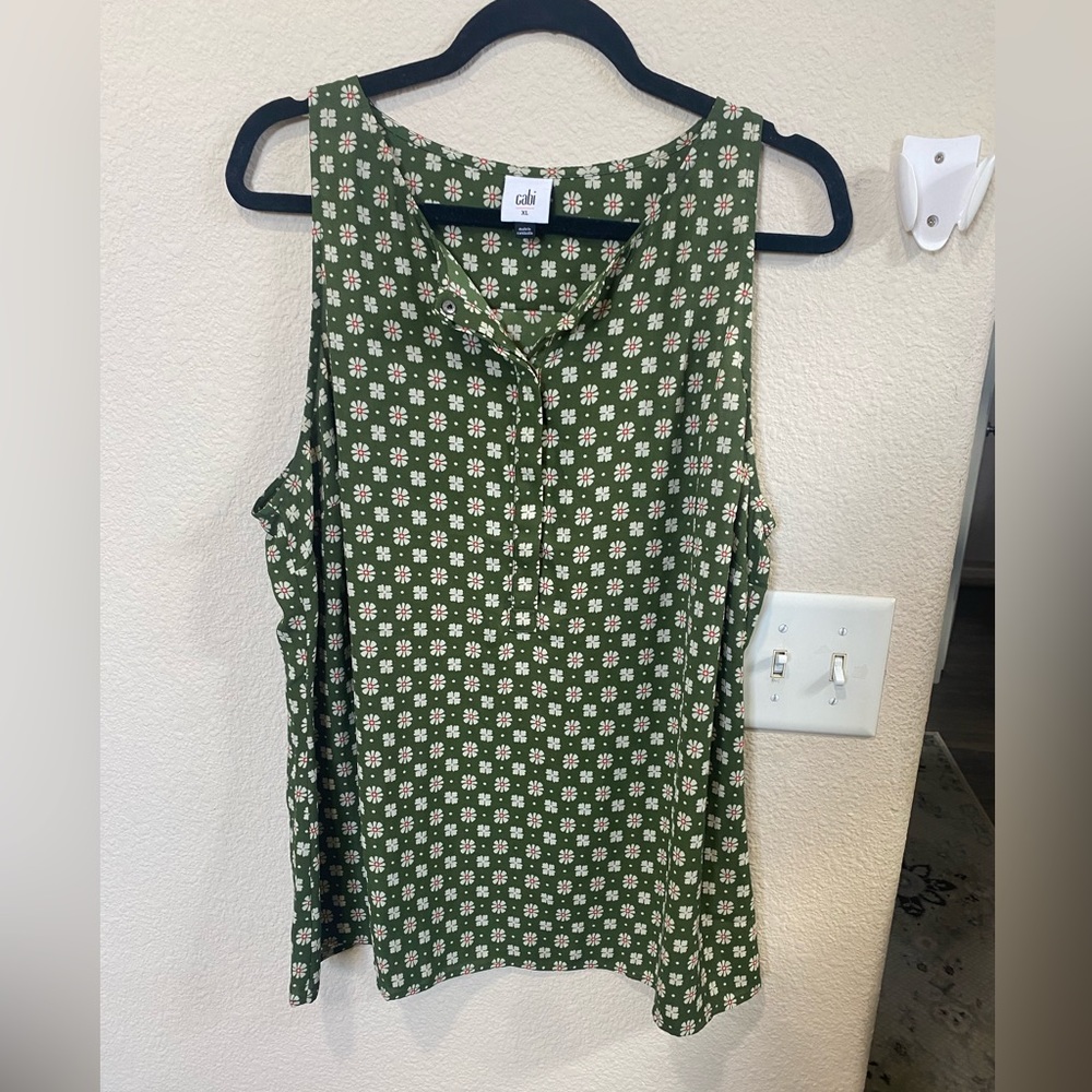 Cabi Top